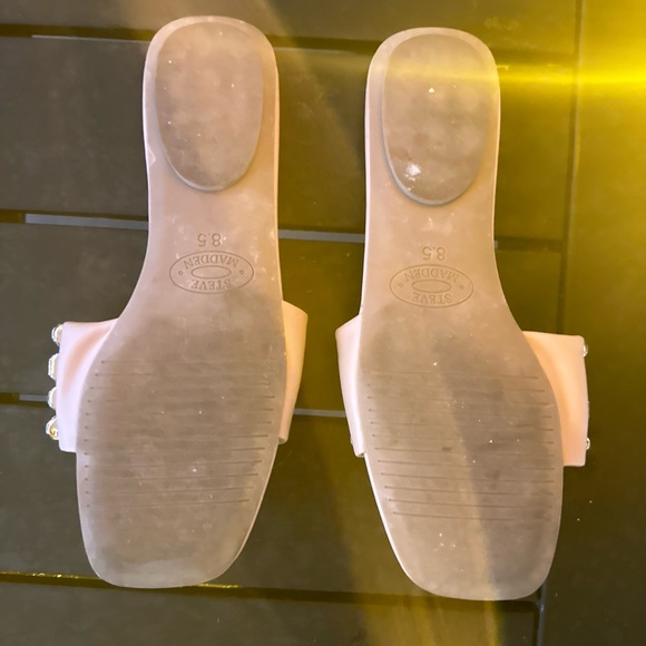 Steve Madden slides - Picture 2 of 3